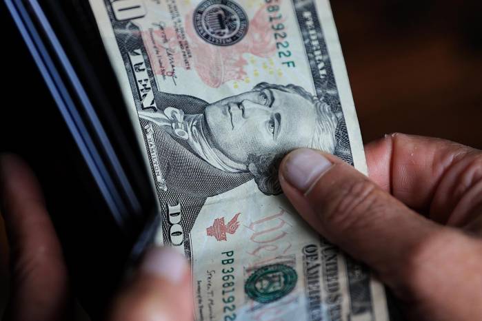 El dólar bajo amenaza: la apuesta secreta de Trump El dólar bajo amenaza: la apuesta secreta de Trump