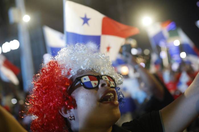 El gobierno trumpulino propicia que la debacle de Estados Unidos se nos transfiera a nosotros. El gobierno trumpulino propicia que la debacle de Estados Unidos se nos transfiera a nosotros.