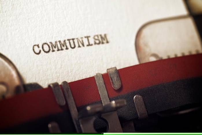 ‘El comunismo siempre busca identificar a un opresor y a un oprimido, una ideología que elimina el disenso y lo único del individuo, a cambio de un monoteísmo’. ‘El comunismo siempre busca identificar a un opresor y a un oprimido, una ideología que elimina el disenso y lo único del individuo, a cambio de un monoteísmo’.