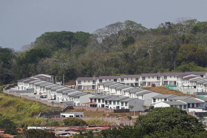 Fotografía de residenciales en la localidad de La Chorrera (Panamá). Fotografía de residenciales en la localidad de La Chorrera (Panamá).