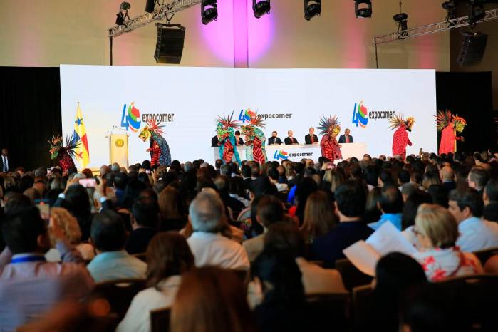 Las cuatro exposiciones, organizadas por la Cciap, son el punto de encuentro de Panamá y América Latina para hacer negocios con los otros países y regiones del mundo. Las cuatro exposiciones, organizadas por la Cciap, son el punto de encuentro de Panamá y América Latina para hacer negocios con los otros países y regiones del mundo.