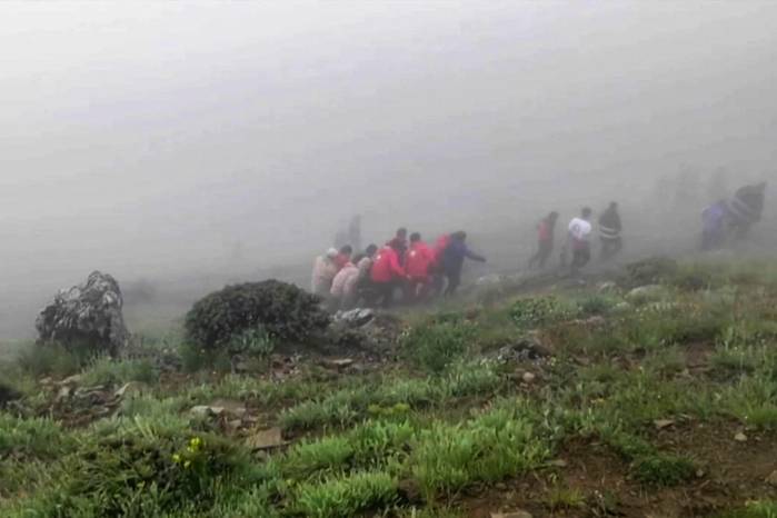 Las agencias de prensa y los sitios de información anunciaron su muerte por la mañana en Irán. Las agencias de prensa y los sitios de información anunciaron su muerte por la mañana en Irán.