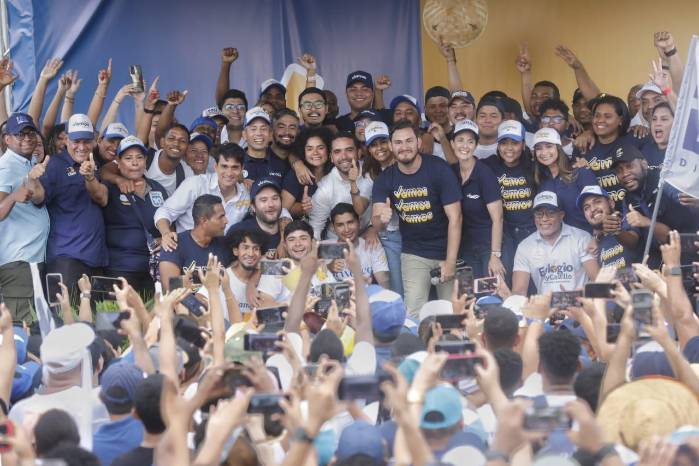 El cierre de campaña fue en Brisas del Golf. El cierre de campaña fue en Brisas del Golf.