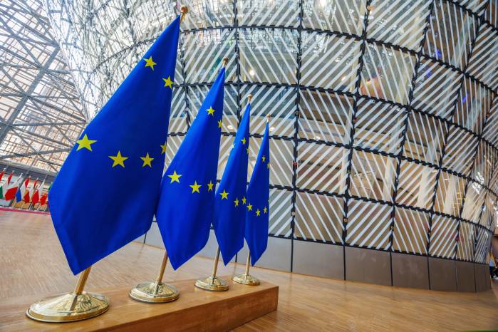 El primer ministro húngaro calificó a la líder europea como un “peso pluma” frente al “peso pesado” estadounidense tras acuerdo comercial que impone arancel del 15%. El primer ministro húngaro calificó a la líder europea como un “peso pluma” frente al “peso pesado” estadounidense tras acuerdo comercial que impone arancel del 15%.