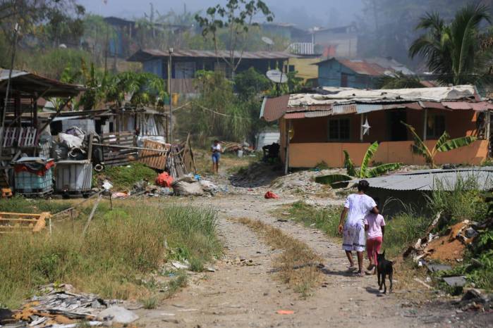 Calle 50 en Kuna Nega uno de los sectores más afectados por el incendio. Calle 50 en Kuna Nega uno de los sectores más afectados por el incendio.
