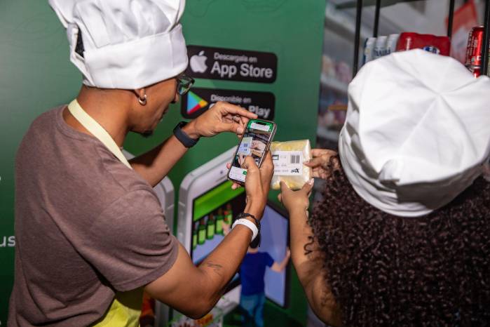 Los clientes podrán retirar sus productos en la sucursal de Supermercados Xtra de su preferencia o recibirla en la comodidad de su hogar. Los clientes podrán retirar sus productos en la sucursal de Supermercados Xtra de su preferencia o recibirla en la comodidad de su hogar.