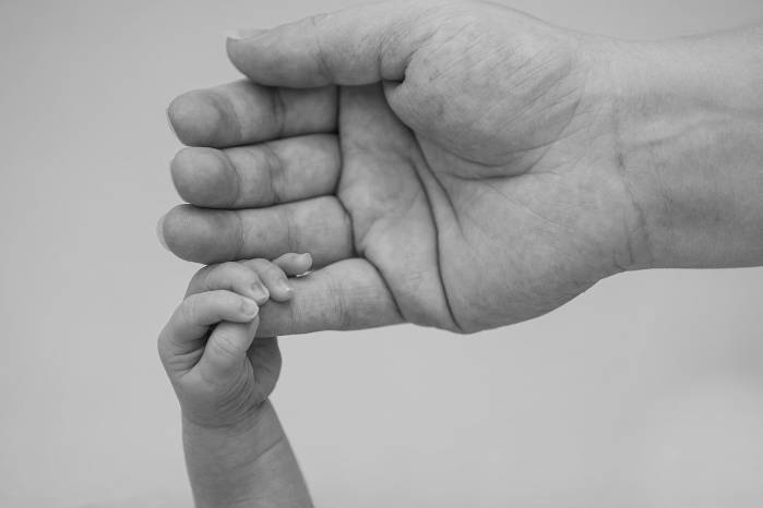 En 2020, alrededor de 287.000 mujeres murieron durante el embarazo o el parto, la mayoría en países de ingresos bajos. En 2020, alrededor de 287.000 mujeres murieron durante el embarazo o el parto, la mayoría en países de ingresos bajos.