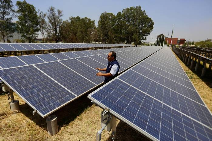 Para Centroamérica y el Caribe se espera un crecimiento de la energía solar de hasta un 25 %. Para Centroamérica y el Caribe se espera un crecimiento de la energía solar de hasta un 25 %.