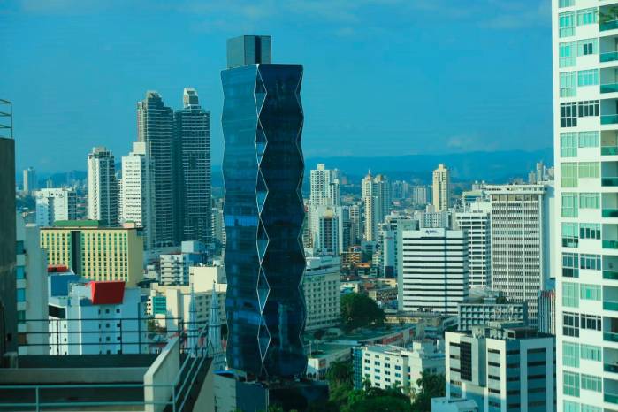 Panamá es uno de los siete países a nivel mundial con los que Estados Unidos establecerá una colaboración para reforzar la cadena de valor global de semiconductores. Panamá es uno de los siete países a nivel mundial con los que Estados Unidos establecerá una colaboración para reforzar la cadena de valor global de semiconductores.