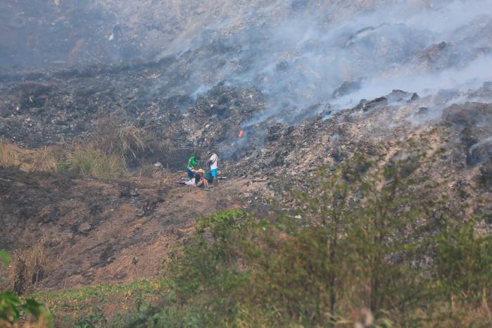 El incendio en Cerro Patacón provocó en la ciudad de Panamá una gran cortina de humo. El incendio en Cerro Patacón provocó en la ciudad de Panamá una gran cortina de humo.