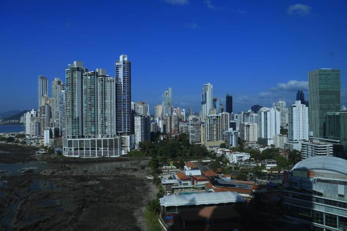 Panamá y el Reino Unido plantean proyecto colaborativo internacional. Panamá y el Reino Unido plantean proyecto colaborativo internacional.