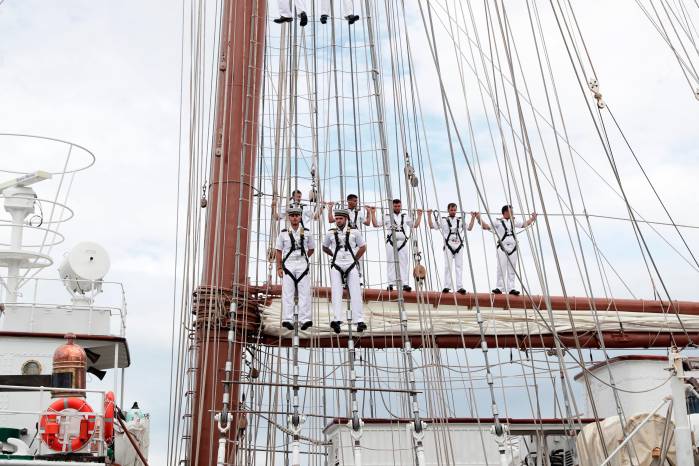 El buque cruzará por las esclusas del Canal de Panamá el próximo 6 de mayo en su vigésimo cuarto viaje al país. El buque cruzará por las esclusas del Canal de Panamá el próximo 6 de mayo en su vigésimo cuarto viaje al país.