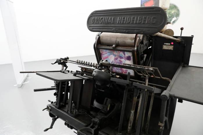Una de las máquinas que se pueden encontrar es la Heidelberg. Una de las máquinas que se pueden encontrar es la Heidelberg.