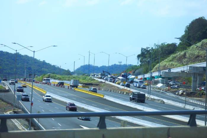 La autopista Arraiján-La Chorrera. La autopista Arraiján-La Chorrera.