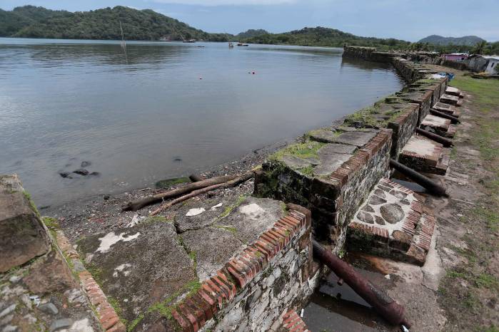 Portobelo está ubicado en la costa caribeña de Panamá. Portobelo está ubicado en la costa caribeña de Panamá.