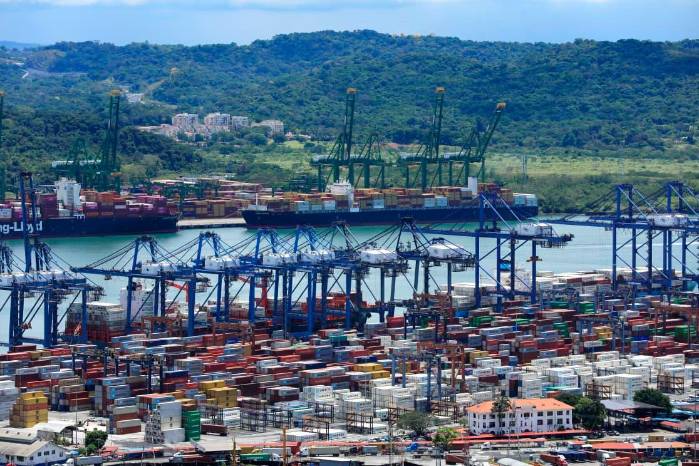 Panamá ofrece a los países del Mercosur beneficios estratégicos, entre ellos su plataforma logística. Panamá ofrece a los países del Mercosur beneficios estratégicos, entre ellos su plataforma logística.