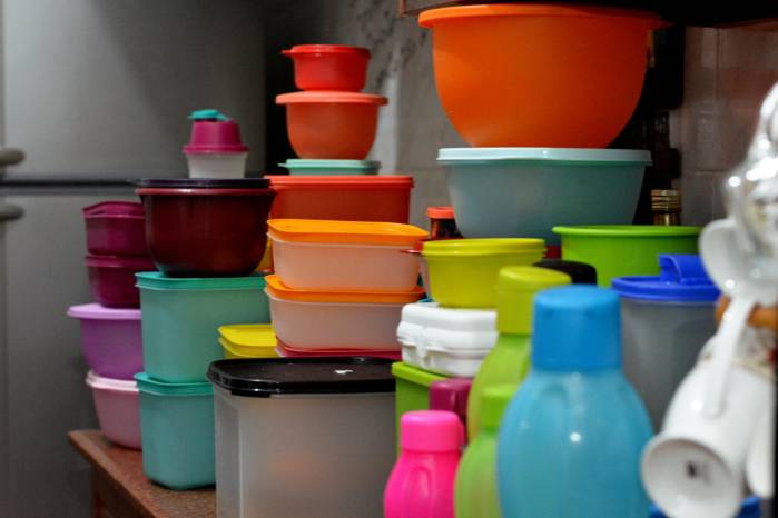 El 10 % del plástico se destina a productos de consumo. El 10 % del plástico se destina a productos de consumo.