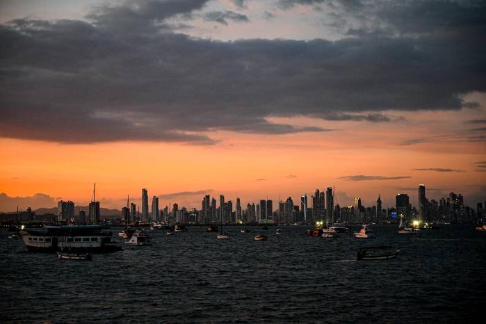 View of the sunset at the Amador Causeway during the Labor Day holiday in Panama City, on May 1, 2024. MARTIN BERNETTI / AFP View of the sunset at the Amador Causeway during the Labor Day holiday in Panama City, on May 1, 2024. MARTIN BERNETTI / AFP