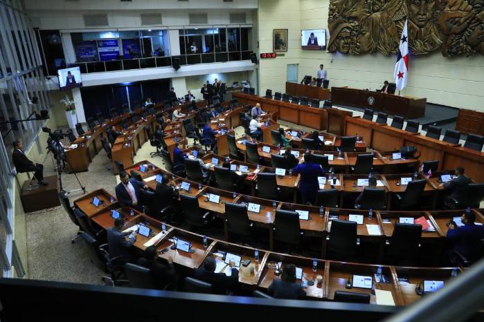 Rodríguez insistió que en la Asamblea Nacional se esta tomando el tiempo necesario para hacer el análisis. Rodríguez insistió que en la Asamblea Nacional se esta tomando el tiempo necesario para hacer el análisis.