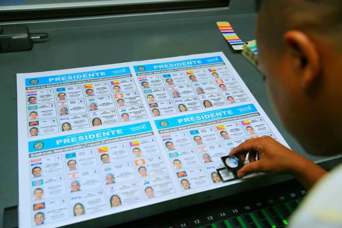 El Tribunal Electoral ya cuenta con las boletas para presidente. El Tribunal Electoral ya cuenta con las boletas para presidente.