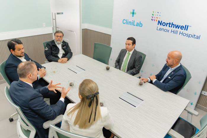 Esta colaboración representa un paso decisivo hacia un modelo de salud más conectado, moderno y accesible. Esta colaboración representa un paso decisivo hacia un modelo de salud más conectado, moderno y accesible.