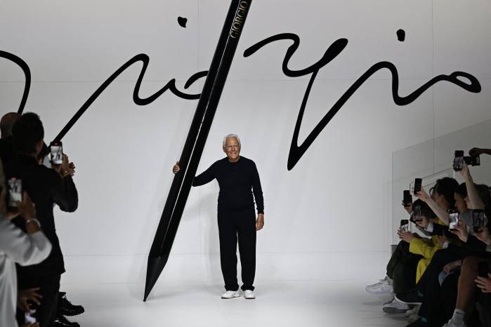 El diseñador italiano Giorgio Armani. El diseñador italiano Giorgio Armani.
