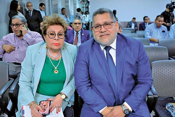 Pleno de la Asamblea Nacional ratifica los nuevos magistrados de la Corte Suprema de Justicia Pleno de la Asamblea Nacional ratifica los nuevos magistrados de la Corte Suprema de Justicia