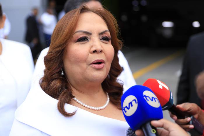 Dana Daris Castañeda Guardia, expresidenta de la Asamblea Nacional (1 julio 2024 - 30 junio 2025) Dana Daris Castañeda Guardia, expresidenta de la Asamblea Nacional (1 julio 2024 - 30 junio 2025)