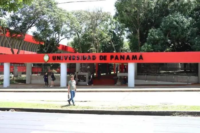 Invertir en la universidad: estrategia de futuro para Panamá Invertir en la universidad: estrategia de futuro para Panamá