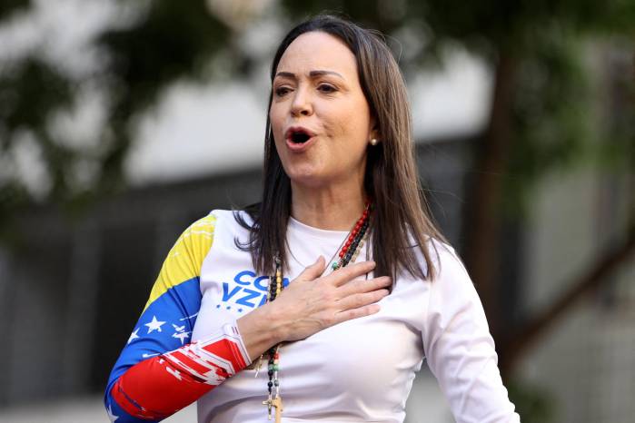 María Corina Machado fue galardonada con el Premio Nobel de la Paz 2025 mientras Trump expresó su decepción por no recibir el reconocimiento. María Corina Machado fue galardonada con el Premio Nobel de la Paz 2025 mientras Trump expresó su decepción por no recibir el reconocimiento.