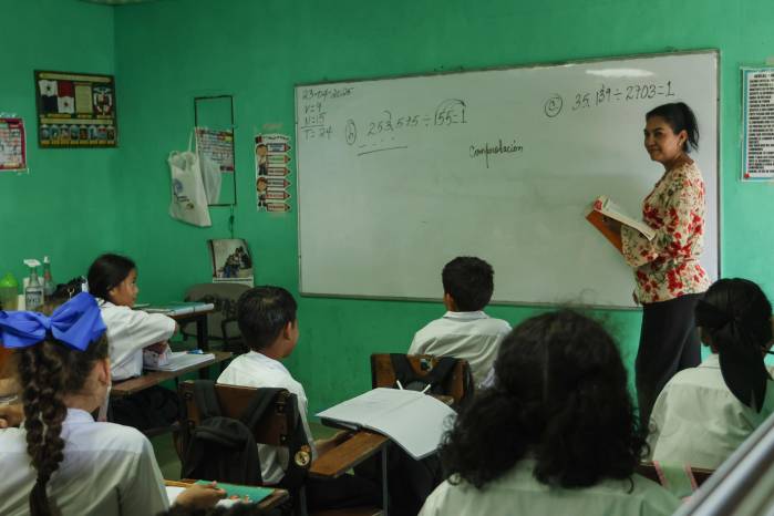 Esta fecha, hoy conmemorada como el Día del Estudiante, simboliza el empoderamiento juvenil y la lucha por una educación democrática y libre de influencias externas. Esta fecha, hoy conmemorada como el Día del Estudiante, simboliza el empoderamiento juvenil y la lucha por una educación democrática y libre de influencias externas.