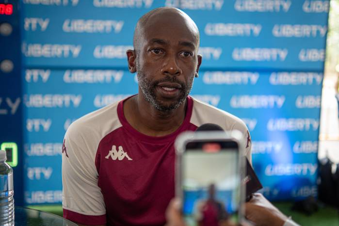 El entrenador tico, Paulo Wanchope. El entrenador tico, Paulo Wanchope.