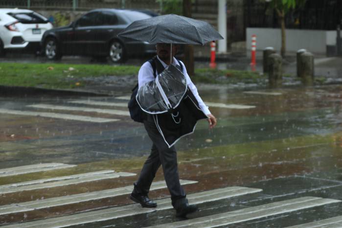 Las lluvias se han mantenido en la ciudad capital. Las lluvias se han mantenido en la ciudad capital.