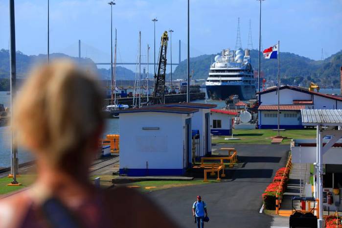 La inauguración del Canal de Panamá fue en 1914 y su ampliación en 2016. La inauguración del Canal de Panamá fue en 1914 y su ampliación en 2016.