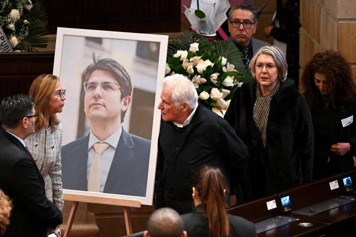 El senador colombiano falleció el pasado 11 de agosto tras sufrir un atentado el 7 de junio. El senador colombiano falleció el pasado 11 de agosto tras sufrir un atentado el 7 de junio.