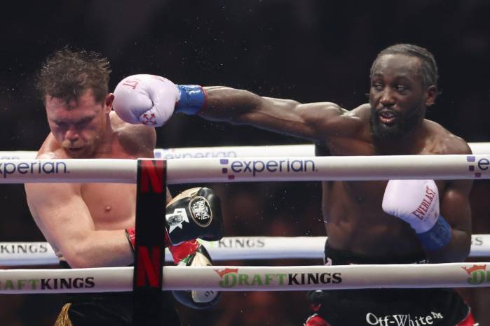 En una pelea memorable, Crawford se impuso por decisión unánime y consolidó un legado que lo ubica entre los grandes del boxeo moderno. En una pelea memorable, Crawford se impuso por decisión unánime y consolidó un legado que lo ubica entre los grandes del boxeo moderno.