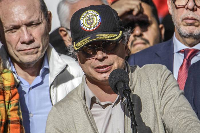 Petro ha expresado su apoyo a Palestina desde el inicio del genocidio. “Cuando muera Gaza, morirá la humanidad”, dijo. Petro ha expresado su apoyo a Palestina desde el inicio del genocidio. “Cuando muera Gaza, morirá la humanidad”, dijo.