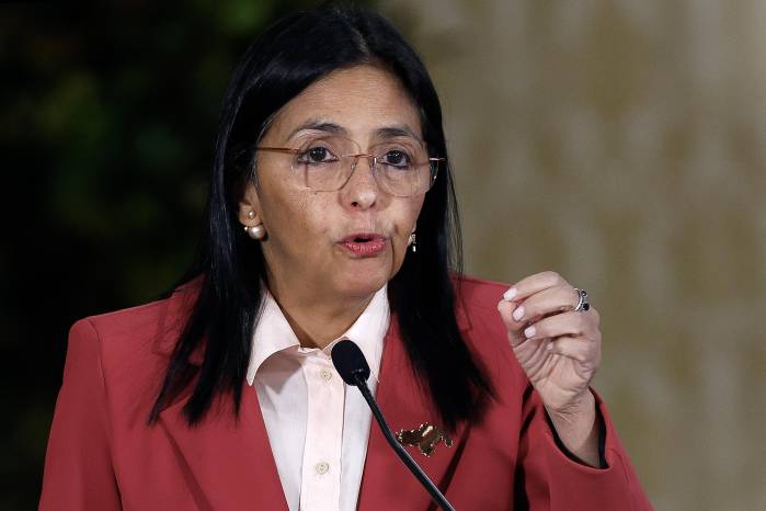‘Las peores calamidades del pueblo estadounidense están por venir si ellos se atreven a agredir’ a Venezuela, dijo Rodríguez. ‘Las peores calamidades del pueblo estadounidense están por venir si ellos se atreven a agredir’ a Venezuela, dijo Rodríguez.