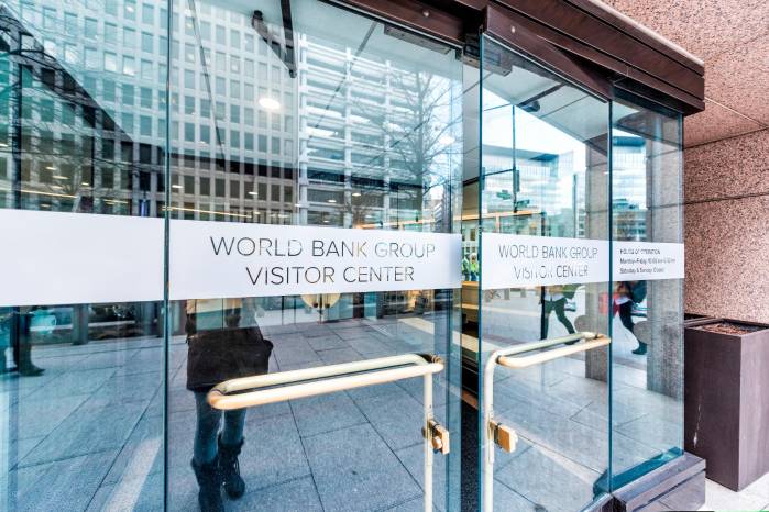 El Banco Mundial lo conforman 189 países miembros. El Banco Mundial lo conforman 189 países miembros.