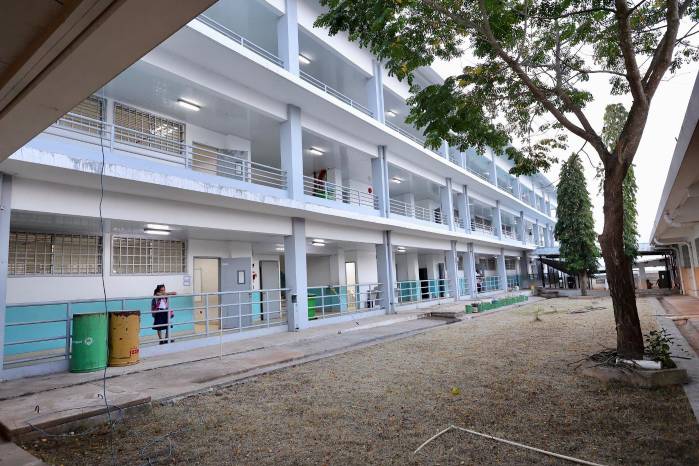Escuela Secundaria Francisco De Miranda, ubicada en Panamá Centro. Escuela Secundaria Francisco De Miranda, ubicada en Panamá Centro.