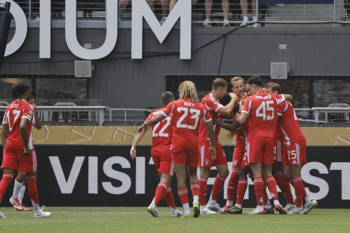 Jugadores de Bayern celebran un gol ante Auckland City en el Mundial de Clubes. Jugadores de Bayern celebran un gol ante Auckland City en el Mundial de Clubes.