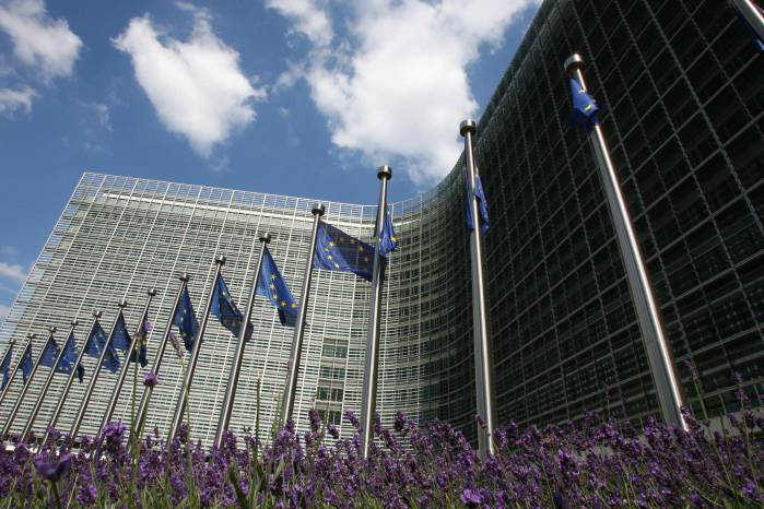 El acuerdo aspira a impulsar también el plan de inversiones en el ámbito digital. El acuerdo aspira a impulsar también el plan de inversiones en el ámbito digital.