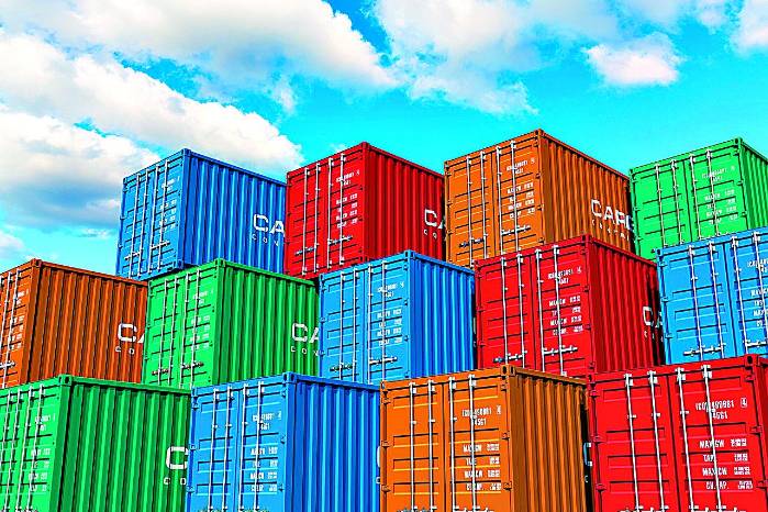 El sector productivo del país busca mayores formas de hacer llegar sus productos al mercado internacional. El sector productivo del país busca mayores formas de hacer llegar sus productos al mercado internacional.
