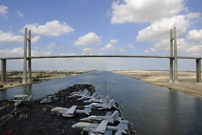 Canal de Suez. Canal de Suez.