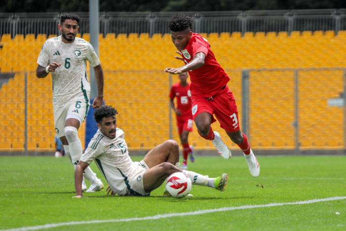 El futbolista panameño, Kevin Bernal durante el partido contra Arabia Saudita. El futbolista panameño, Kevin Bernal durante el partido contra Arabia Saudita.