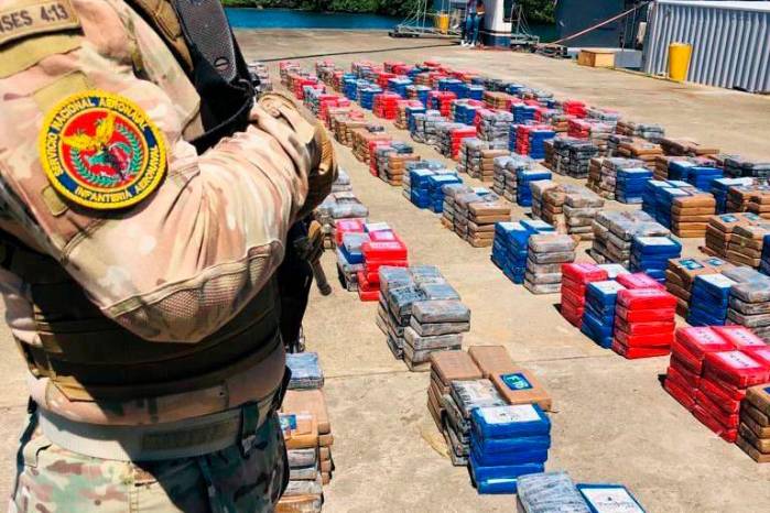 Panamá es el tercer país con más decomisos de droga, después de Colombia y Estados Unidos. Panamá es el tercer país con más decomisos de droga, después de Colombia y Estados Unidos.