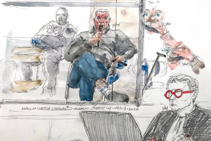 Este boceto judicial creado el 17 de septiembre de 2024 muestra al acusado Dominique Pélicot durante su juicio en el que se le acusa de drogar a su esposa para que él y decenas de desconocidos pudieran violarla en su casa en Mazan, una pequeña ciudad en el sur de Francia. Este boceto judicial creado el 17 de septiembre de 2024 muestra al acusado Dominique Pélicot durante su juicio en el que se le acusa de drogar a su esposa para que él y decenas de desconocidos pudieran violarla en su casa en Mazan, una pequeña ciudad en el sur de Francia.