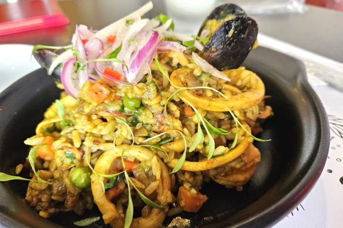 Arroz con mariscos al estilo norteño. Arroz con mariscos al estilo norteño.