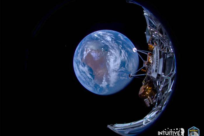 La empresa intenta ahora recuperar las primeras imágenes tomadas desde la superficie lunar. La empresa intenta ahora recuperar las primeras imágenes tomadas desde la superficie lunar.