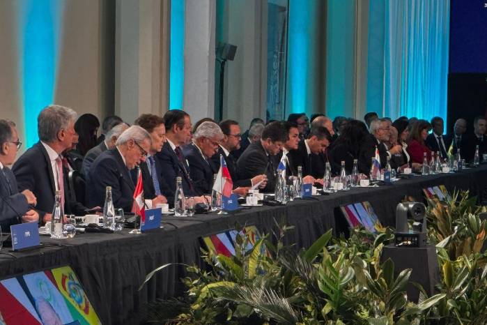 Inicio de la reunión en la Cumbre de Mercosur. Inicio de la reunión en la Cumbre de Mercosur.